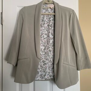 Skies Are Blue Light Tan Women's Blazer